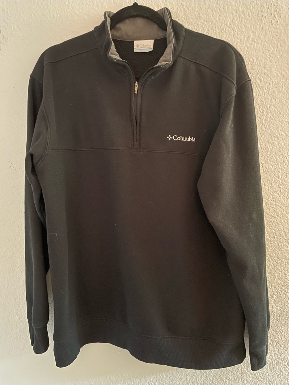 Columbia Black Half-Zip Fleece Pullover